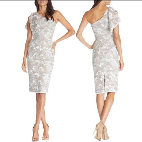 Dress the Population Dresses & Skirts - NWT Dress The Population White Thalia One-Shoulder Floral Lace Dress Size Small